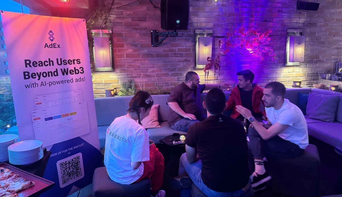 East Side Bar was the perfect location for a cozy evening